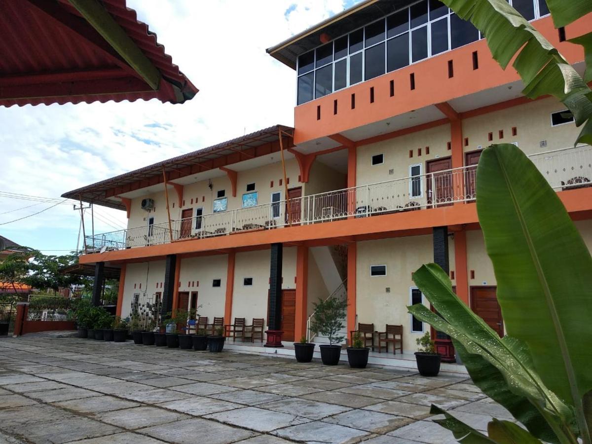 Penginapan Intan Bandara Hotel Padang  Exterior photo